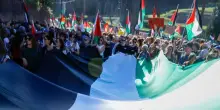 Giovani, famiglie, lavoratori alla manifestazione per Gaza: “Abbiamo aspettato troppo”