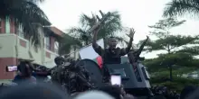 Madagascar, in corso un colpo di Stato dei militari. Applausi dai manifestanti della Gen Z