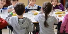 Educazione sessuo-affettiva a scuola, ok a emendamento Lega: deve essere vietata anche alle medie