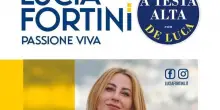 Derby a casa De Luca, Vincenzo vuole il nome sul simbolo. Un guaio per il Pd (e per il figlio Piero)