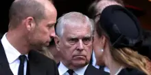 “Non lo voglio alla mia incoronazione”. L’editto del principe William contro lo zio Andrea