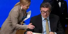 Ecco la bozza della manovra: rottamazione in 54 rate bimestrali e “Carta Valore”