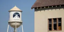 Warner Bros apre alla vendita: così Cnn può entrare nella galassia dei media conservatori