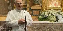 Papa Leone XIV fa visita a Papa Francesco: la preghiera sulla tomba di Bergoglio