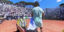 Malore improvviso agli Internazionali di tennis, si accascia a terra di colpo: partita sospesa