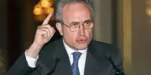 Politica in lutto, addio al sindaco: sconfitto da una brutta malattia, ha segnato un’epoca