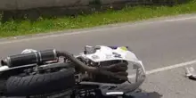 Grave incidente in moto, alla guida un 17enne