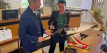 Merano, torna a parlare la sindaca che si è tolta il tricolore: “Non lo rifarei ma ho ragione”