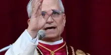 Leone XIV, cosa pensa il nuovo Papa su diritti Lgbtq+ e donne nella Chiesa: le differenze con Francesco