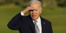 Joe Biden, la rivelazione sugli ultimi giorni alla Casa Bianca: “Lo staff pensava alla sedia a rotelle”