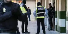 Si accascia davanti agli amici, serata di festa finisce in tragedia: cosa gli è successo