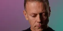 Rocco Siffredi, nuova accusa pesante dall’ex attrice: “Gridavo dal dolore”