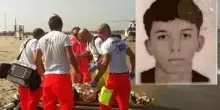 Tragedia sulla spiaggia italiana, a 16 anni Aymane muore per salvare 2 persone in mare: “Un eroe”