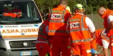 Terribile incidente, uomo travolto dalla sua auto: è tragedia. Come è successo