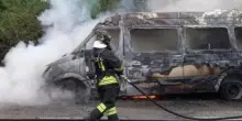 Terribile, pullman con giocatori dell’Inter va a fuoco: “Scene spaventose”