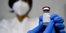 Morta in Italia dopo il vaccino: è arrivata la decisione sui medici