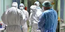 “Casi in aumento, il virus è più aggressivo”: l’allarme dei medici italiani, cosa succede