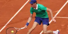 Sinner, chapeau! Domina Rublev senza fatica sulla terra rossa di Parigi e vola ai quarti