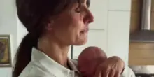 “È nata Bea”. L’annuncio di Ambra Angiolini e fan impazziti: chi è quella bambina