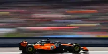 Gp Spagna, vince Piastri dopo una gara rocambolesca: Ferrari sul podio
