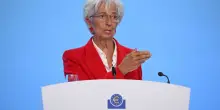Lagarde frena sulle attese: “Incertezza eccezionale, niente percorso predefinito sui tassi”