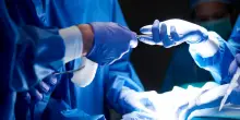 Malore durante l’intervento, muore donna di 46 anni: la scoperta shock