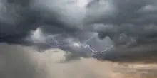 Italia, è allerta meteo per domani: temporali e vento forte. Le zone più a rischio