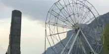 Panico in Italia: la tempesta abbatte la ruota panoramica. Immagini spaventose
