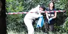 La donna in un sacco e la bambina di sei mesi, il ritrovamento shock a Villa Pamphili: martedì l’autopsia