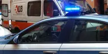 “Sangue ovunque”, donna trovata così nella vasca da bagno. Morte orribile