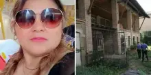 “Dove è mamma?”. Non torna a casa dopo il lavoro, poi la scoperta da brividi: i figli la trovano lì, strangolata a mani nude
