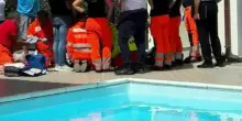 È morto il bimbo di tre anni caduto in una piscina: ok a donazione organi