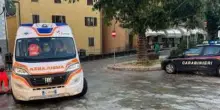Bambino di 3 anni cade dal terzo piano: è gravissimo