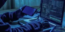 Attacco hacker globale nella notte: colpiti server in Usa, Europa e Asia