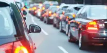 Traffico da bollino rosso: le giornate calde dell’estate, come sopravvivere all’esodo