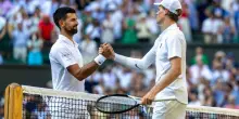 Wimbledon, Djokovic rivela le parole di Sinner a fine match: “Non doveva dirlo”