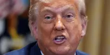 Caso Epstein, Ghislaine Maxwell vuole parlare al Congresso: ora Trump trema