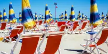 Inflazione, stangata d’estate: +320 euro a famiglia solo per mangiare. Codacons: “Vacanze sempre più care”