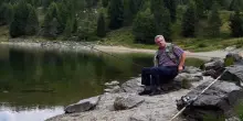 Nel bosco a cercare funghi ma finisce male: Guido muore così