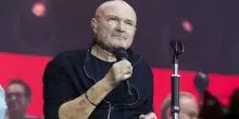 Phil Collins ricoverato in ospedale: ore d’ansia. Come sta