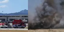Incendio vicino all’aeroporto italiano, è caos: tutti i voli dirottati. La situazione