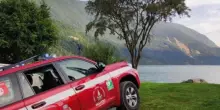 “Condizioni disperate”. Sparisce in acqua sotto gli occhi dei genitori, ancora una tragedia: ha solo 12 anni
