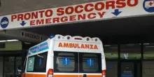 “Vomito, nausea e febbre alta”. Muore due giorni dopo il ricovero in ospedale, il terribile sospetto dei medici: che cosa ha avuto