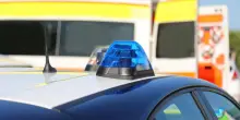 Strangola la moglie per un litigio e scappa: uomo in fuga