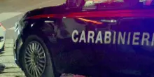 Italia. Lite familiare finisce malissimo: accoltellato davanti ai dipendenti, sangue ovunque