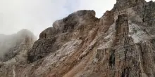 “Viene giù tutto”. Crolla la montagna all’improvviso, terrore in Italia: immagini spaventose
