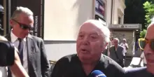 Addio a Pippo Baudo, Lino Banfi alla camera ardente ma finisce male: “Mi sei scaduto”