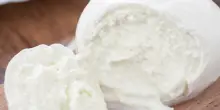 Lucia muore soffocata per un pezzo di mozzarella, tragedia in Italia