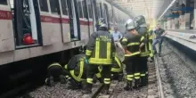 Tragedia in Italia, incidente ferroviario: è dramma totale