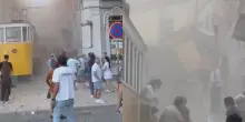 Lisbona, deraglia la storica funicolare Elevador da Glória: 15 morti e 20 feriti
